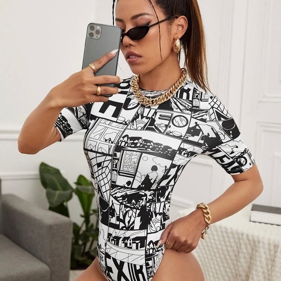 Tops - Newsprint bodysuit XL